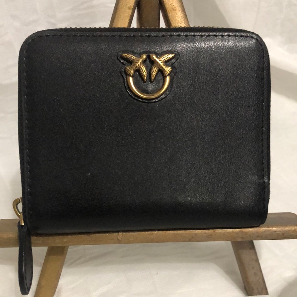 Pinko Black Leather Zip Wallet NWOT